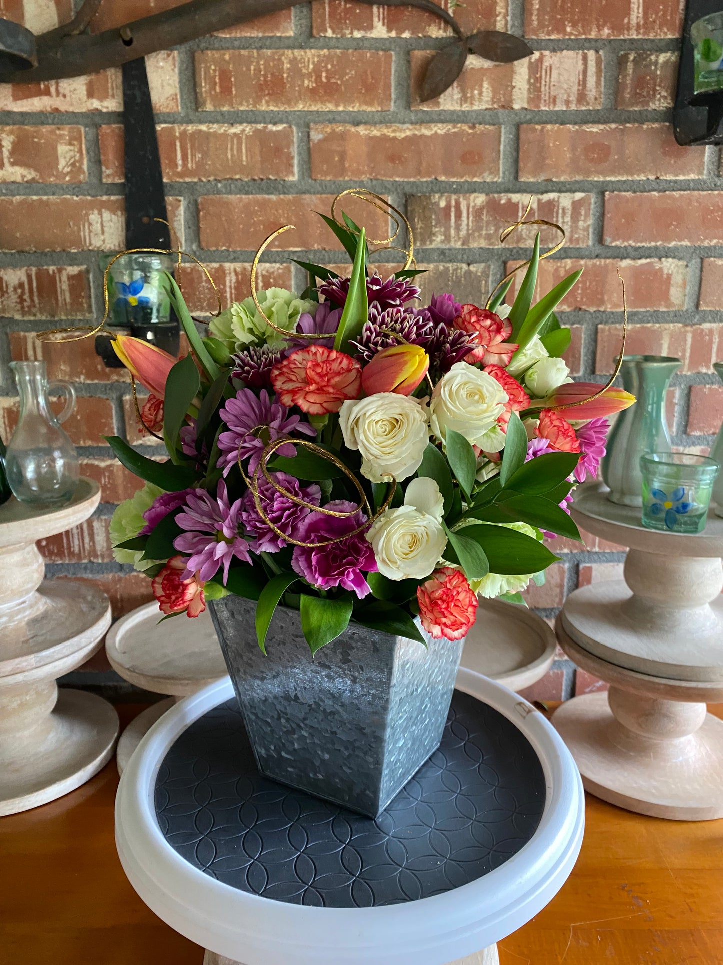 Mother’s Day arrangement - Large