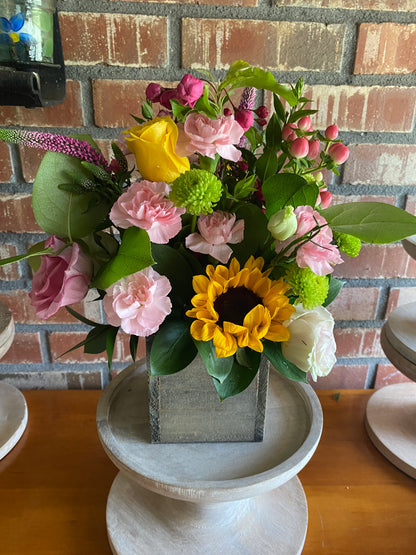 Mother’s Day arrangement - Large