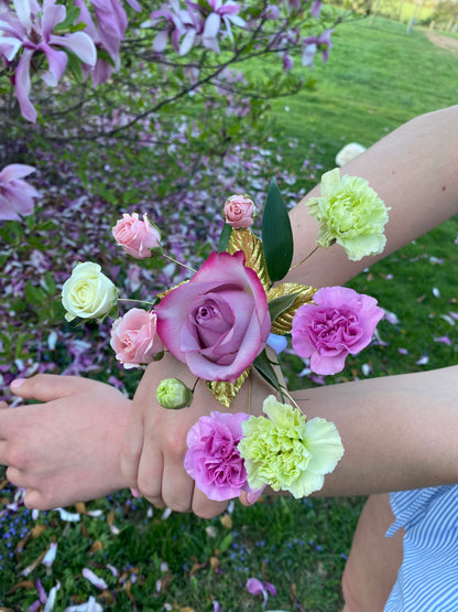 Prom Corsage - Floating Florals - modern wire & ribbon design